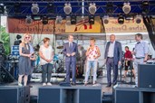 Oslava 20. výročí Fondu budoucnosti na Mánesově mostě
